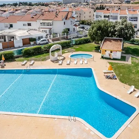 Daire Silchorro Vue Piscine Et